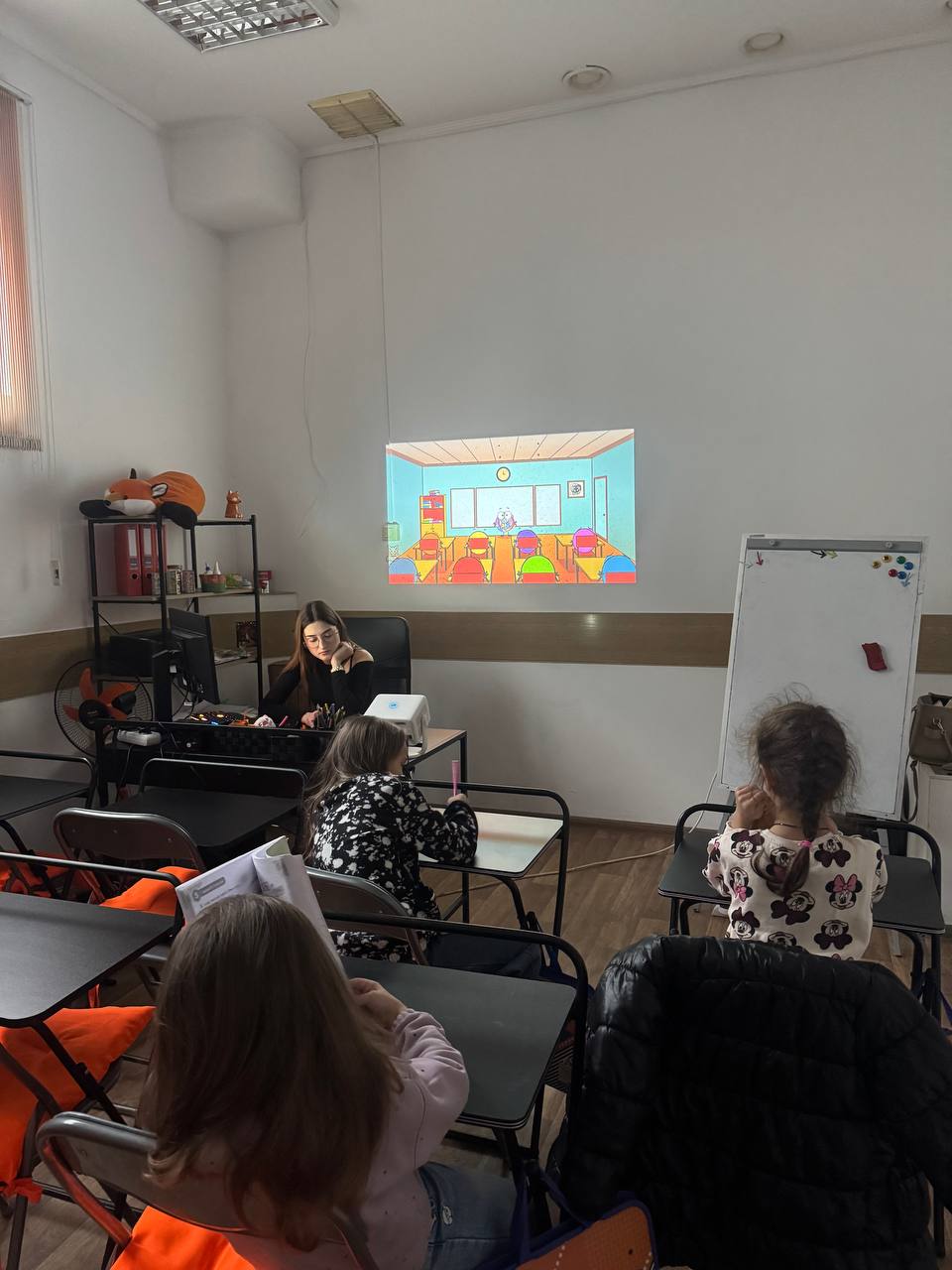 Інтерактивне заняття з проєктором у Fox English Academy